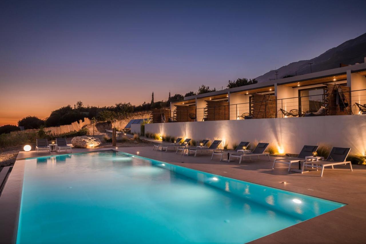 Kefalonian Escape Suites Valerianos Exterior photo
