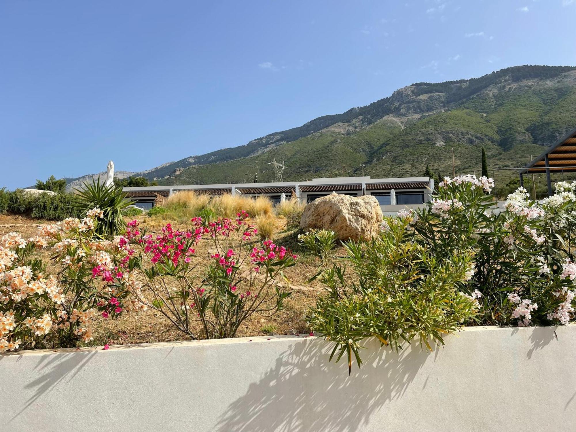 Kefalonian Escape Suites Valerianos Exterior photo